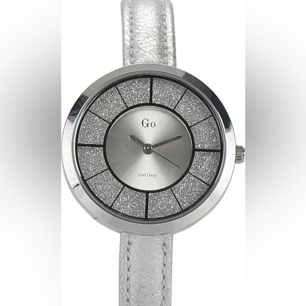 GIRLS ONLY (G.O) SILVER SPARKLY WATCH - NWOT